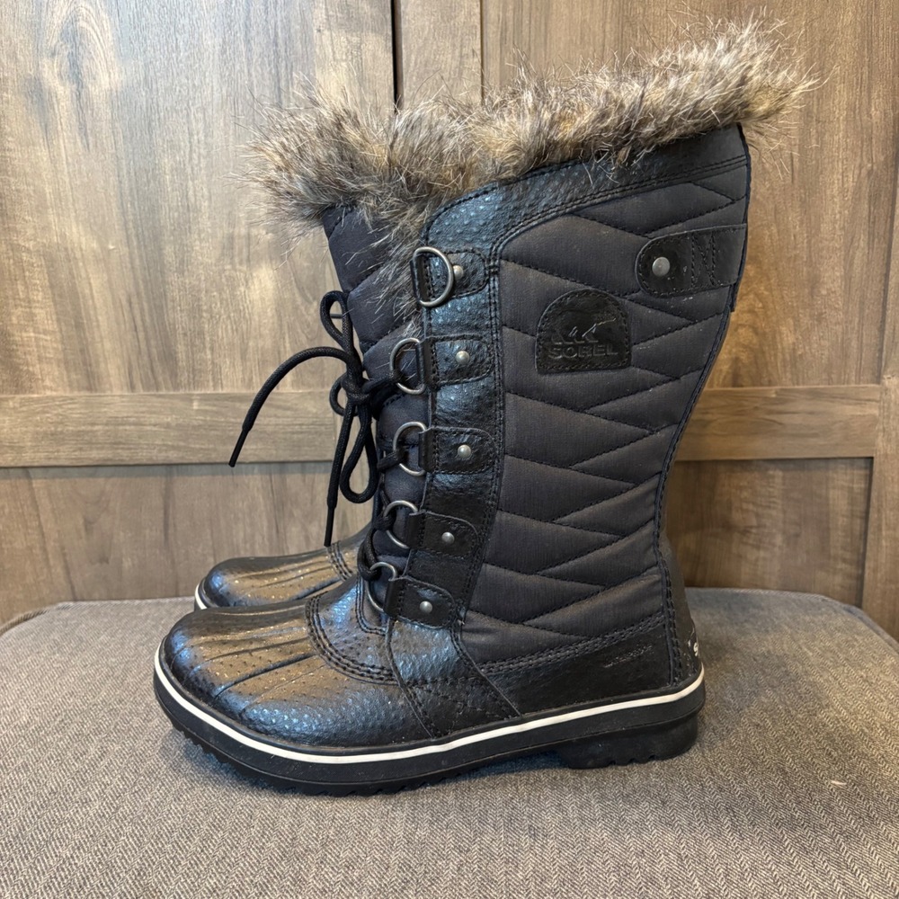 Sorel Tofino II Black Waterproof Winter Boots Faux Fur Trim NL2332-010 Womens 8